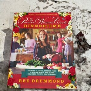 The Pioneer Woman Dinnertime Cookbook - Red and Yellow Floral Cover